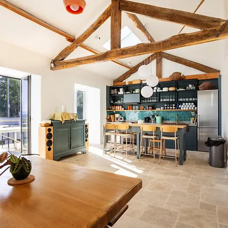 El Faro De Gaztelugatxe Villa *