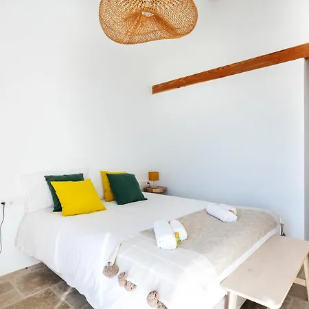 El Faro De Gaztelugatxe Villa