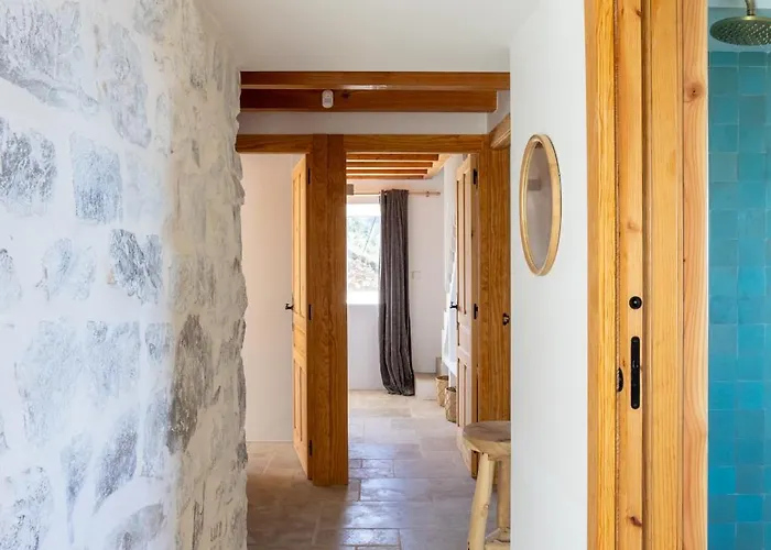 El Faro De Gaztelugatxe