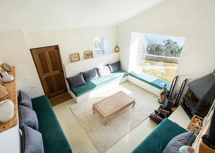 El Faro De Gaztelugatxe Bermeo