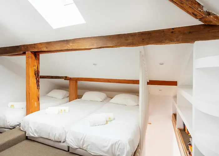 El Faro De Gaztelugatxe Villa *