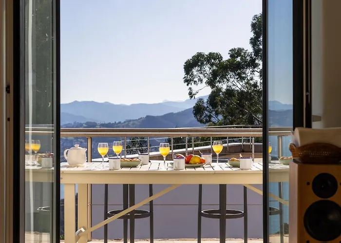 El Faro De Gaztelugatxe *